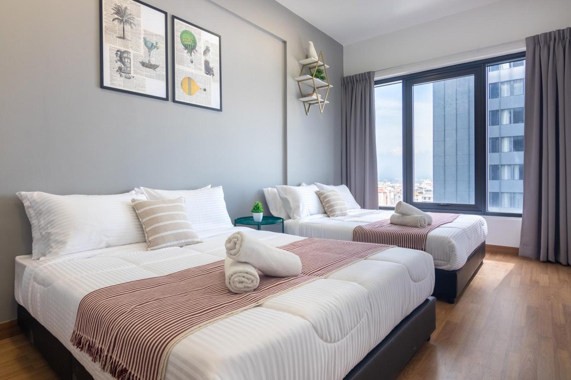 Tropicana 218 X Airlevate Suites George Town Kamer foto