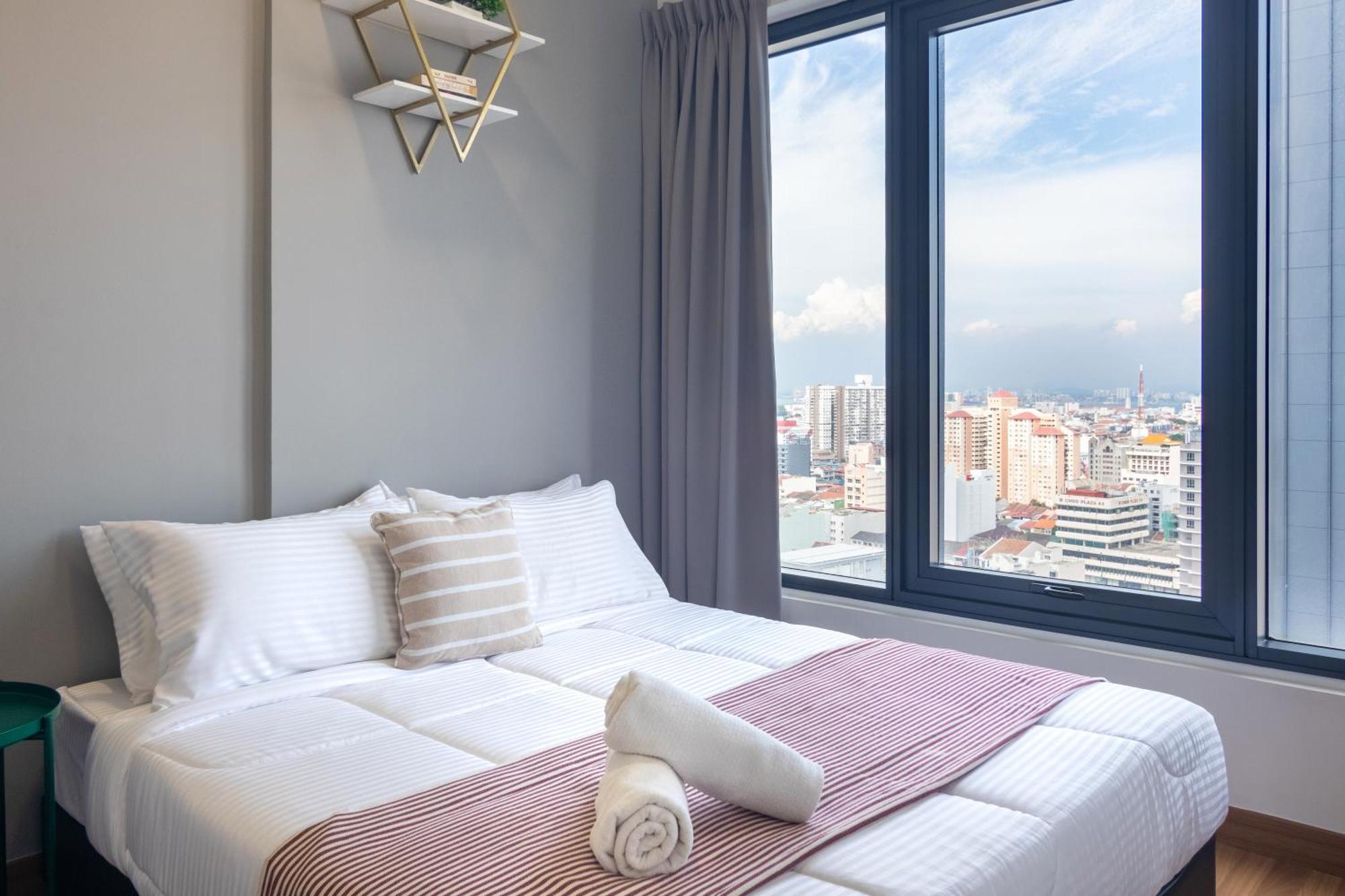 Tropicana 218 X Airlevate Suites George Town Kamer foto